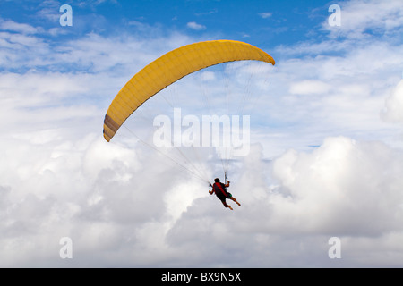 Parachutiste participant à une compétition internationale. Banque D'Images