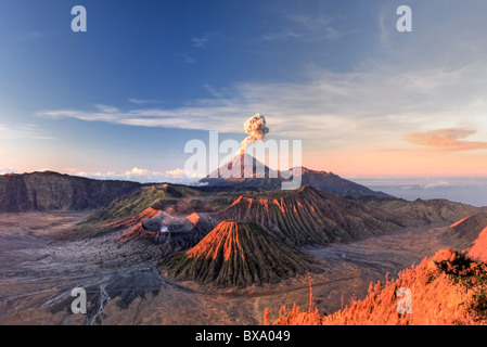 L'Indonésie, Java, Parc National de Bromo Tengger Semeru, Gunung volcan Bromo Banque D'Images
