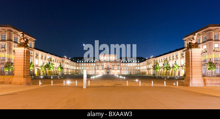 Château, palais baroque, Mannheim, Bade-Wurtemberg, Allemagne Banque D'Images