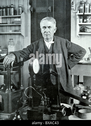 Portrait de Thomas Alva Edison ou Thomas Edison (1847-1931) inventeur, scientifique et homme d'affaires américain Banque D'Images