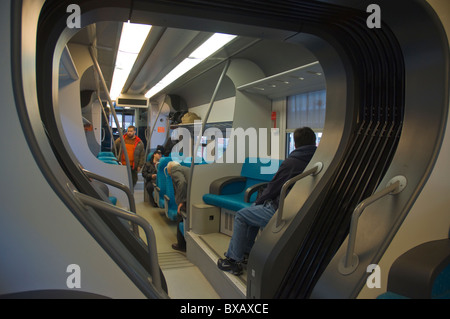 Intérieur d'un train Trenitalia en Sicile Italie Europe Banque D'Images