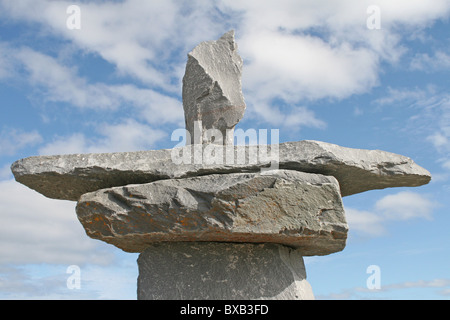 Les Inuksuit. Le silence des messagers de l'Arctique. Banque D'Images