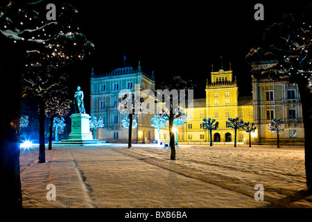 Château ehrenbourg la nuit, guanaco, Bavaria, Germany, Europe Banque D'Images