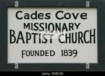 Inscrivez-vous pour l'Église baptiste de missionnaire de Cades Cove dans le Great Smoky Mountains National Park. Banque D'Images