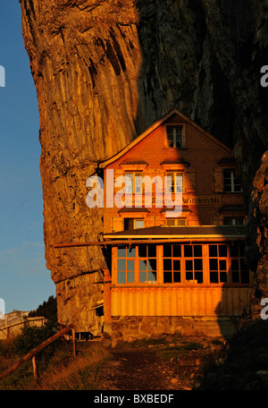 Aesher guest house à l'Ebenalp Wildkirchli ci-dessous l'Alpstein, Montagnes, Canton d'Appenzell, Suisse, Europe Banque D'Images