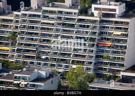 L'ancien village olympique, vue depuis la Tour olympique de Munich, Bavaria, Germany, Europe Banque D'Images