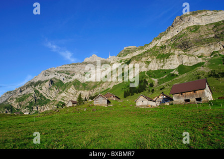 En face de la montagne Schwaegalp Saentis, La montagne la plus haute montagne dans les montagnes de l'Alpstein, Canton d'Appenzell, Suisse Banque D'Images