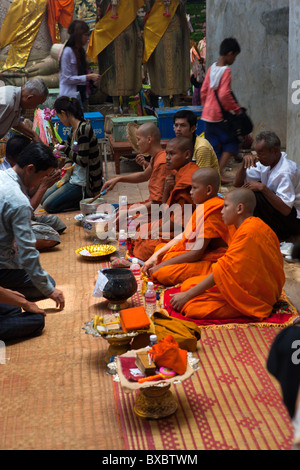 Arthross Bouddha Temple Temple de huit points au-dessus de Phnom Oudong Phumi Chey Otdam Asie Cambodge Banque D'Images