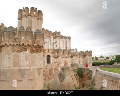 'Mudejar' gothique-rouge château brich, coca, de l'Espagne. Banque D'Images