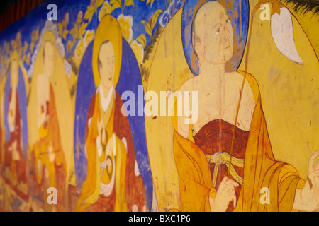 Peinture murale de buddist moines au monastère de Thiksey l Banque D'Images