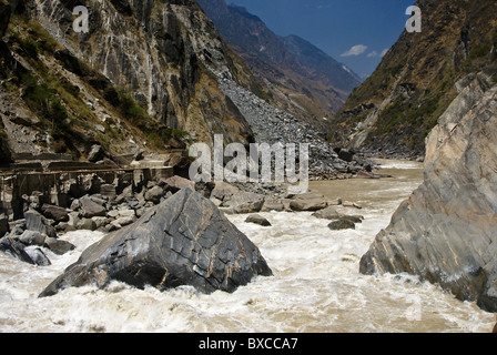 La Gorge du tigre bondissant, Yunnan, Chine Banque D'Images