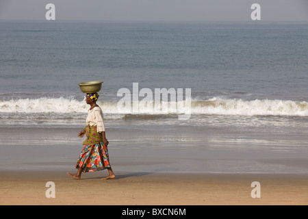 Plages de pêche de la ville capitale de la Sierra Leone, Freetown, le long de l'océan Atlantique. Banque D'Images