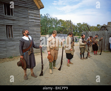 Pèlerins avec des mousquets, Plimoth Patuxet Museums, Plymouth, Massachusetts, États-Unis d'Amérique Banque D'Images