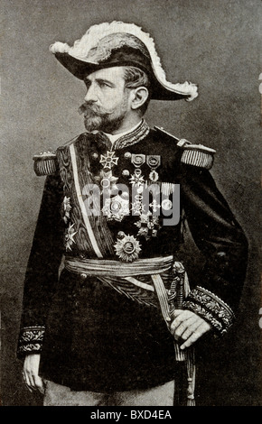 Portrait de Georges Ernest Boulanger (1837-1891) en uniforme de l'armée portant bicorne, bicorne ou chapeau de cocon. Général français et homme politique réactionnaire Banque D'Images