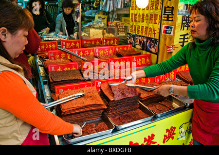 Vente de dalles sur charque séchée street dans le centre-ville de Macao Hong Kong, Chine Banque D'Images