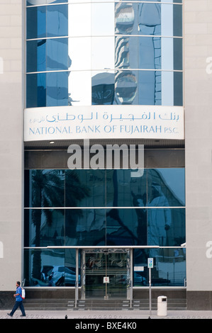 La banque nationale d'Fushajrah à Dubaï Banque D'Images