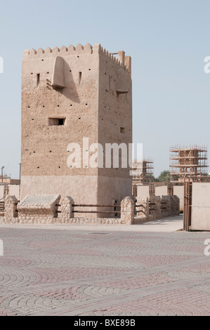 Une ancienne tour à Dubaï Banque D'Images