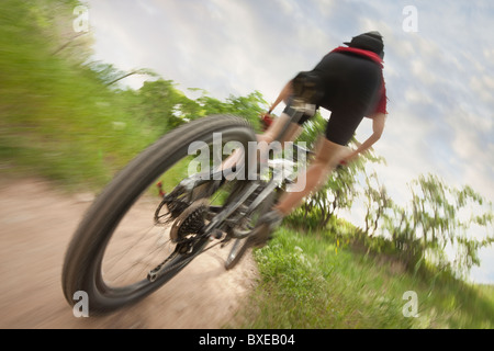 Sentier cycliste sur piste unique Banque D'Images