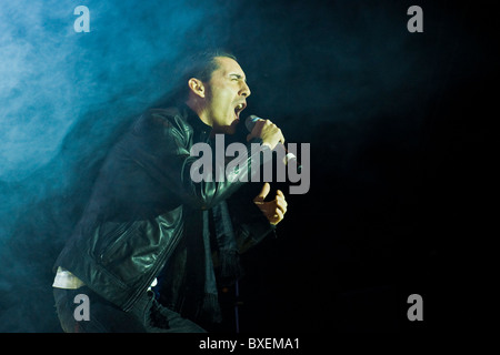 Francesco Silvestre alis Kekko, Modà en concert, Palasharp, Milan, Italie (du 18.12.2010) Banque D'Images