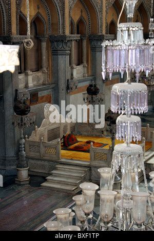 Vue sur Khilwat, ou grand Durbar Hall à piliers de marbre pur a une plate-forme sur laquelle le Takht-e-Nishan ou le siège royal a été mis Banque D'Images