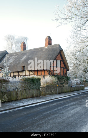 Anne Hathaway's Cottage, Shottery, Stratford-on-Avon, dans le Warwickshire, Angleterre, RU Banque D'Images