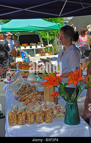 Lyttelton Farmers Market, Oxford Street, Lyttelton, Lyttelton Harbour, la péninsule de Banks, Canterbury, île du Sud, Nouvelle-Zélande Banque D'Images