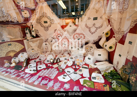 Boutique dentelle, Bruges, Belgique, Europe Banque D'Images