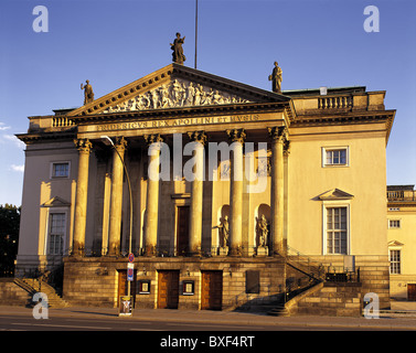 Staatsoper Unter den Linden de Berlin, Allemagne Banque D'Images