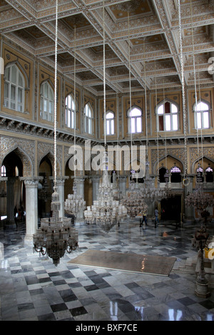 Vue sur Khilwat, ou grand Durbar Hall à piliers de marbre pur a une plate-forme sur laquelle le Takht-e-Nishan ou le siège royal a été mis Banque D'Images