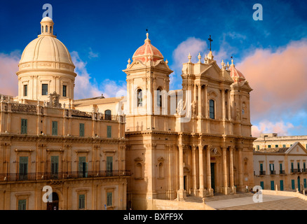 Restauré cathédrale baroque de San Nicolo - Noto, Sicile Banque D'Images