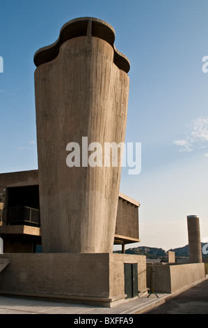 Terrasse sur le toit, Unite d'Habitation de Le Corbusier, Marseille, France Banque D'Images