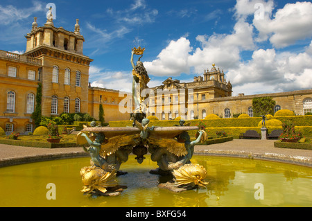 Blenheim Palace jardin Italien et la Fontaine - France Banque D'Images