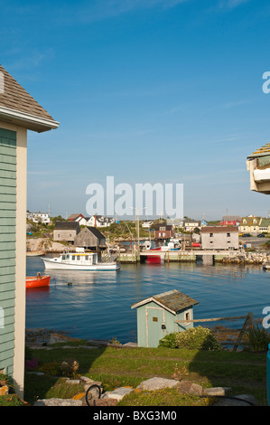 La Nouvelle-Écosse, Canada. Les bateaux de pêche dans la région de Peggy's Cove. Banque D'Images