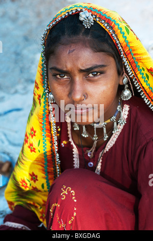 Gadia Lohar. Rajasthan nomades adolescente. L'errance de l'Inde les forgerons. L'Inde Banque D'Images