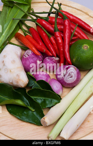 (Tom Yam Thai soupe épicée) ingrédients. Banque D'Images