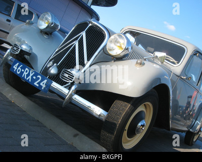 50 Citroen Traction Avant Banque D'Images