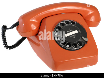 technics, téléphones, téléphone FeTopp 611-2, Allemagne, 1974, années 1970, années 1970, 20e siècle, historique, historique, poste fédéral allemand, plastique, cadran, récepteur téléphonique, récepteurs téléphoniques, symbolique, symbolique, icône, image symbole, réseau fixe, réseau fixe, fixe, encore, design, découpage, découpe, coupe, droits supplémentaires-Clearences-non disponible Banque D'Images