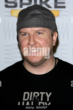 NICK SWARDSON Spike TV'S VIDEO GAME AWARDS 2010 LE CENTRE-VILLE DE LOS ANGELES CALIFORNIA USA 11 décembre 2010 Banque D'Images