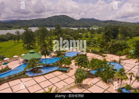 GAMBOA, PANAMA - Piscine à Gamboa Rainforest Resort. Banque D'Images