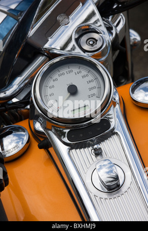 Indicateur de vitesse moto Harley Davidson à luxury resort South Beach, Miami, Floride, États-Unis d'Amérique Banque D'Images