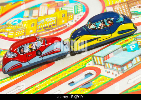 Jouets,voitures jouets,accident de voiture,Allemagne,années 1950,50s,20e siècle,historique,historique,accident de voiture,accident de voiture,accidents de voiture,accidents de véhicule à moteur,accident de véhicule à moteur résultant en la mort,accident de route,accident de route,accidents de route,accidents de la circulation,accident de route,cause d'accident de route entraînant la mort,collision,collision,symbolique,assurance symbolique,assurance automobile,assurance véhicule,assurance véhicule,assurance véhicule,assurance véhicule non complète,assurance véhicule,assurance véhicule,assurance véhicule,assurance véhicule,image-véhicule,image,image-droit,assurance-véhicule,image,image,image,image,image,image-véhicule,image,image,image, Banque D'Images