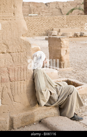 L'Égypte. Temple de Dendara. Banque D'Images