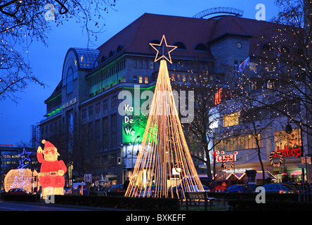 Allemagne, Berlin, Kurfürstendamm, du grand magasin Kadewe, Noël Banque D'Images