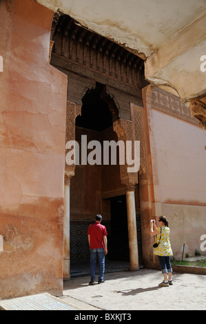 Niche décorative au mausolée de Ahmed al-Mansour au complexe des Tombes Saadiennes Banque D'Images