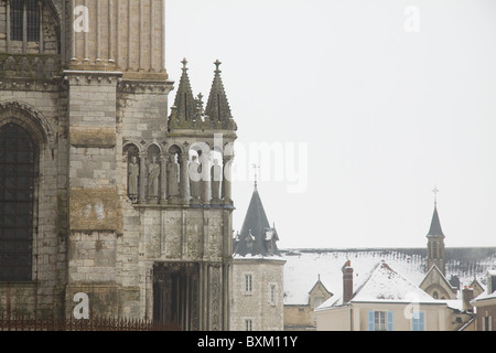 Photo Cathedral of Notre-Dame De Chartres France Editorial Photo