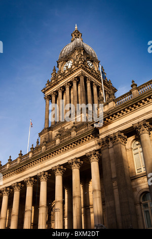 Royaume-uni, Angleterre, dans le Yorkshire, Leeds, Headrow Leeds, hôtel de ville, conçu par Cuthbert Brodrick en 1851 Banque D'Images