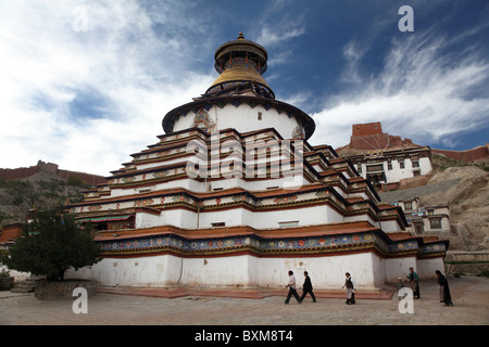 Le Kumbum, partie de la monastère de Palcho ou Pelkor Choede dans Gyantse Gyangtse ou au Tibet, en Chine. Banque D'Images