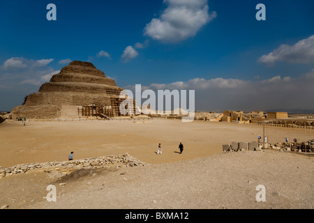 La pyramide à degrés du Roi Zoser (Djoser) Sakkarah Egypte Banque D'Images