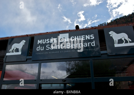 Inscrivez-vous à l'entrée du musée du chien Saint Bernard Martigny Valais Suisse Banque D'Images