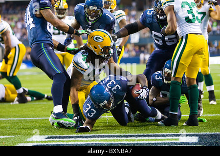 Seattle Seahawks jouant les Packers de Green Bay dans un jeu de football américain NFL Banque D'Images